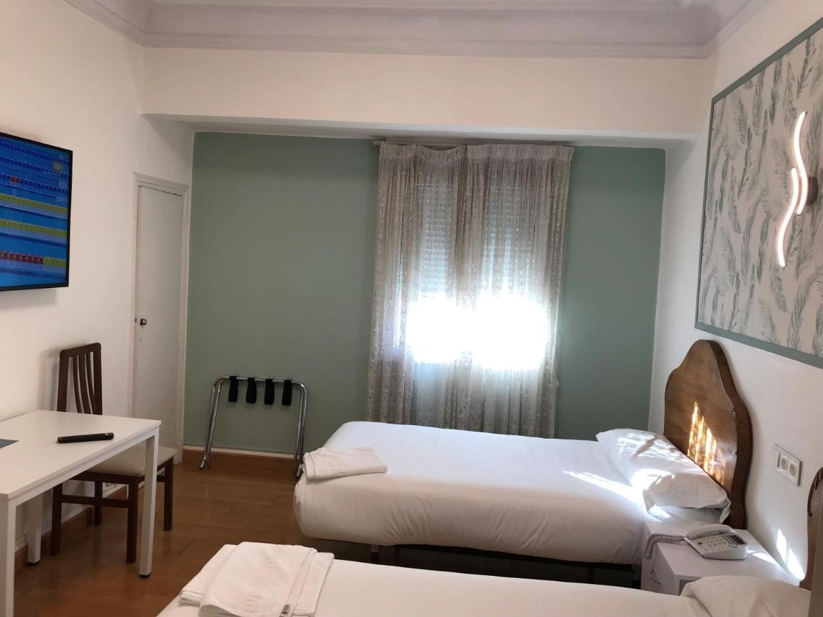 Hostal La Mexicana Santander Ngoại thất bức ảnh